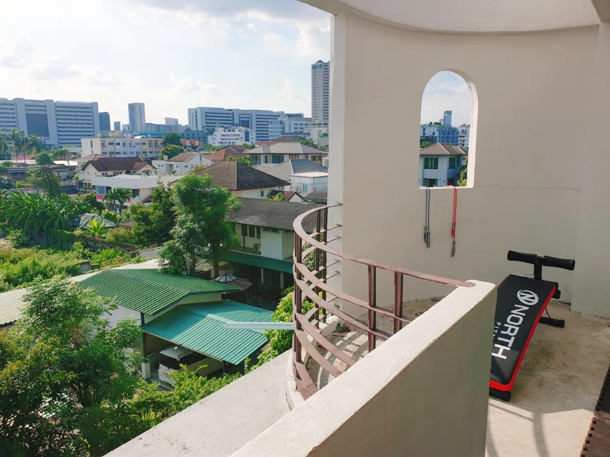 Kru Nat'S Bed & Breakfast W/ Private Rooms & Gym Бангкок Экстерьер фото